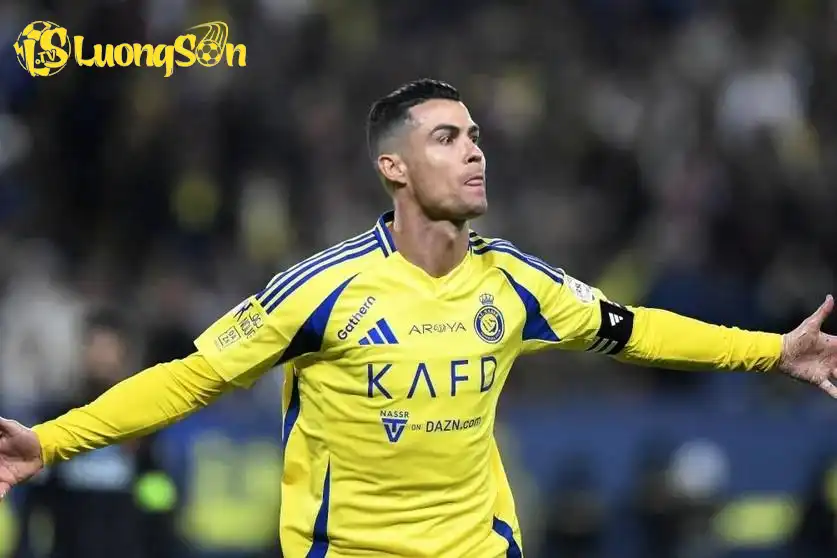 Ronaldo vẫn đang bùng nổ tại Ả Rập
