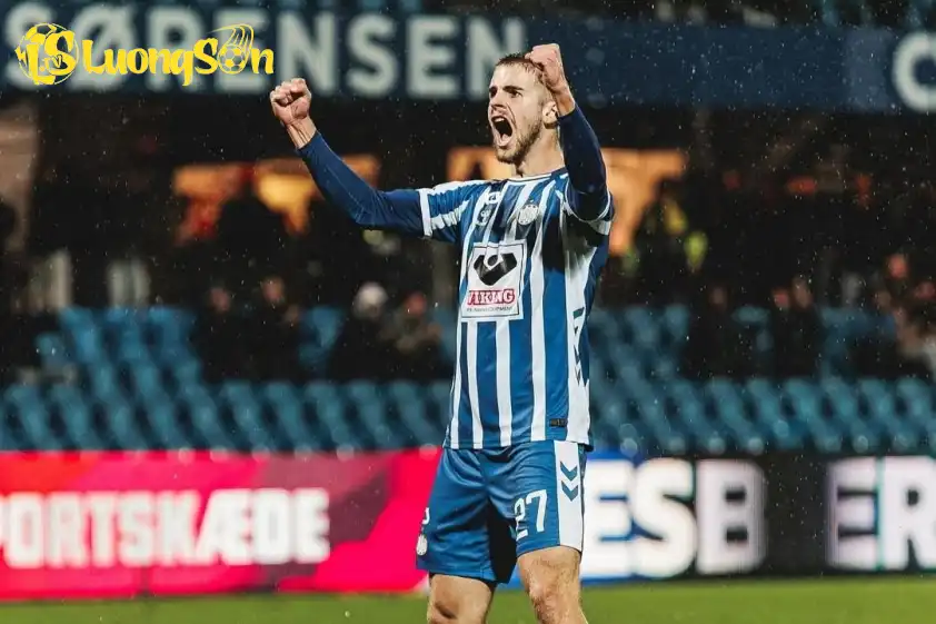 Esbjerg được đánh giá cao hơn trong trận đấu này Esbjerg được đánh giá cao hơn trong trận đấu này